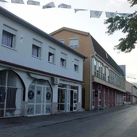 Acoustic Mostar
